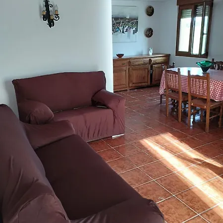 La Portilla De * El Tejo