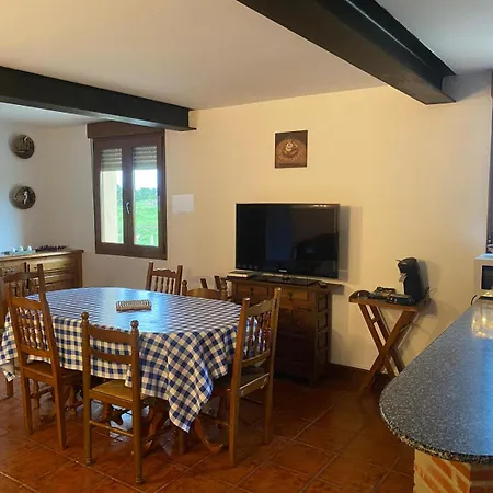 La Portilla De * El Tejo