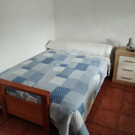 La Portilla De * El Tejo