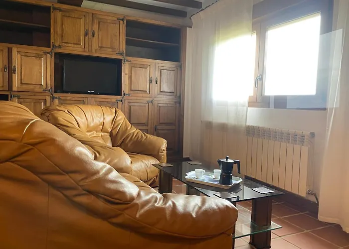 La Portilla De * El Tejo